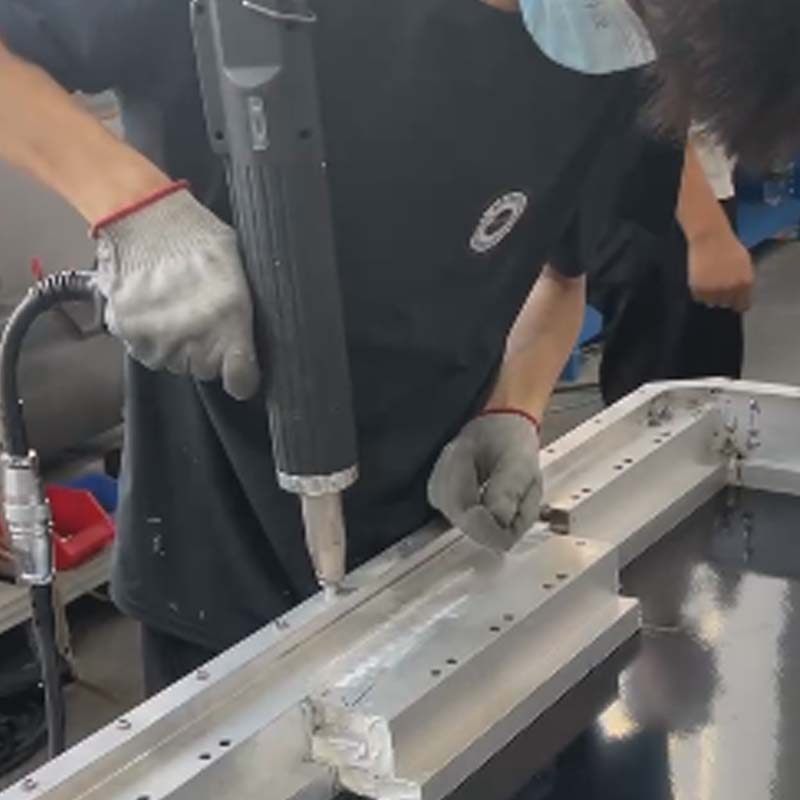 质量稳定可靠！飞效智能拉铆螺母枪，成为新能源汽车电池包生产核心装备