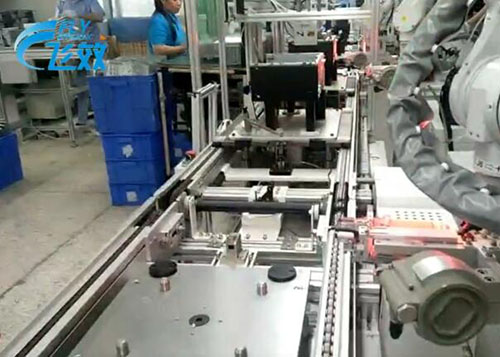 机箱服务器全自动化组装—全自动铆钉机无人化拉铆应用